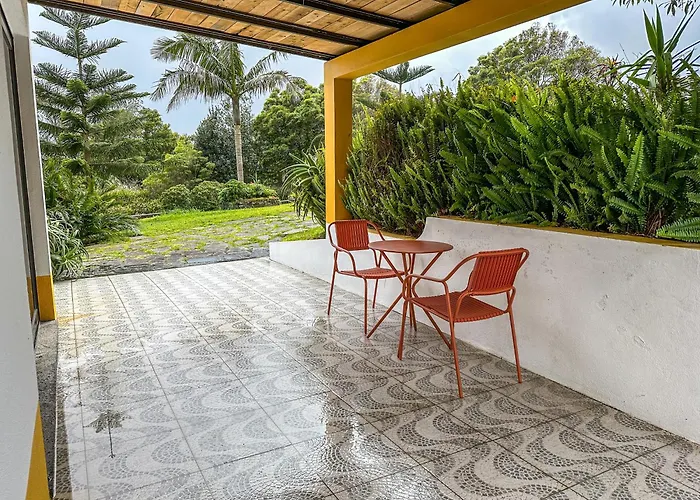 Quinta Do Ananas Pineapple Farm *